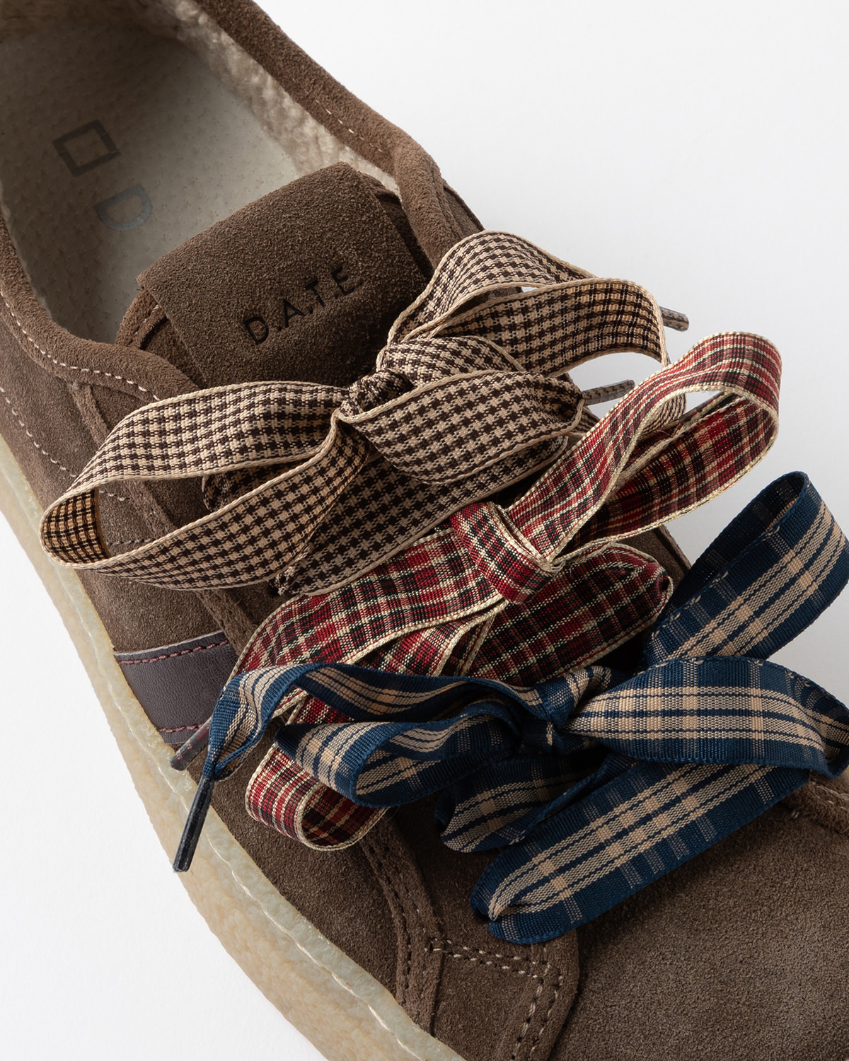 D.A.T.E.: TENDER SUEDE TAUPE