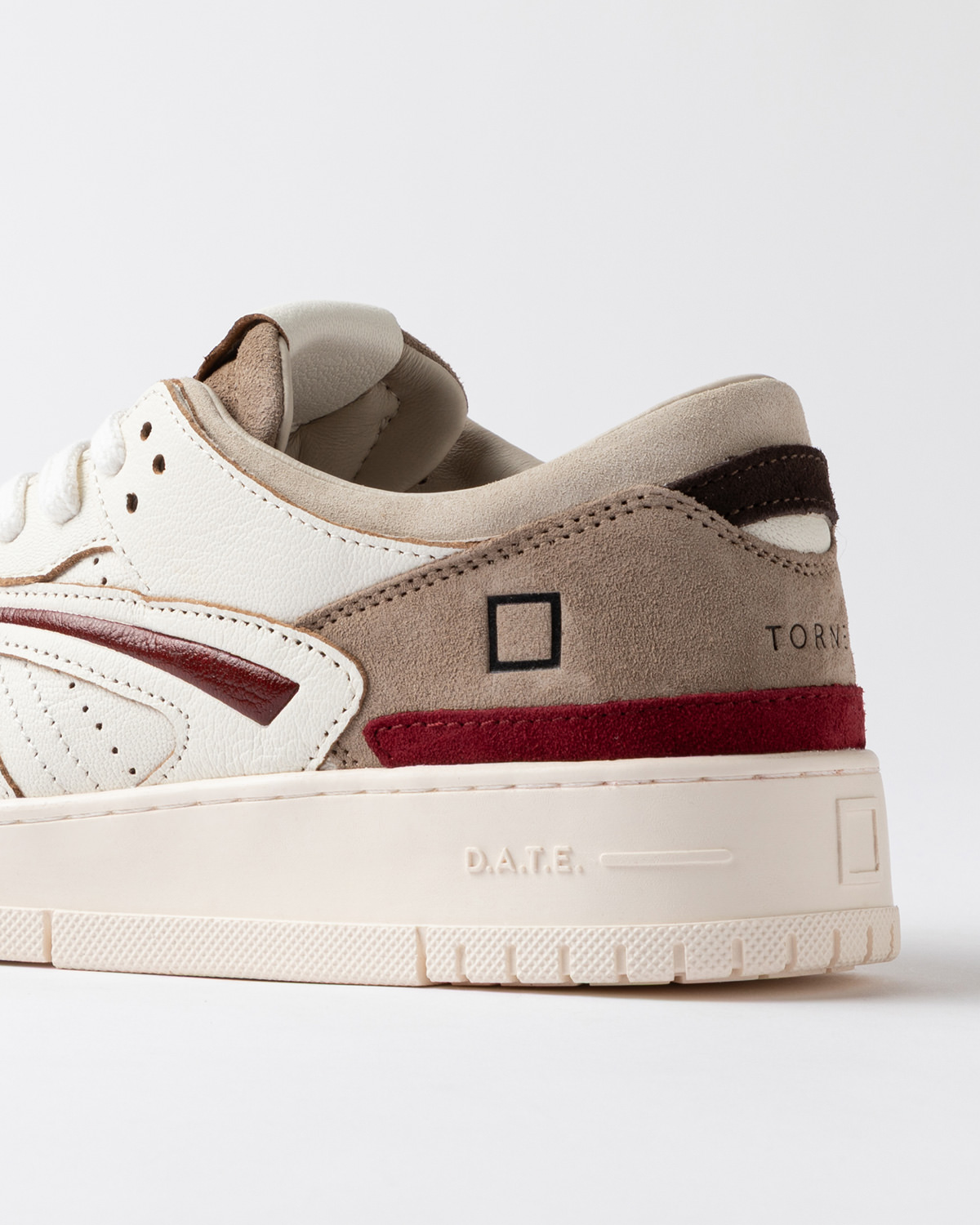 D.A.T.E.: TORNEO COLORED WHITE-BORDEAUX
