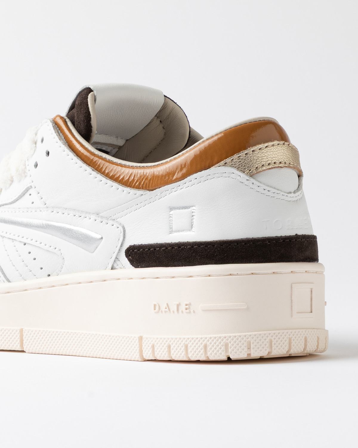 D.A.T.E.: TORNEO COLORED WHITE-CUOIO