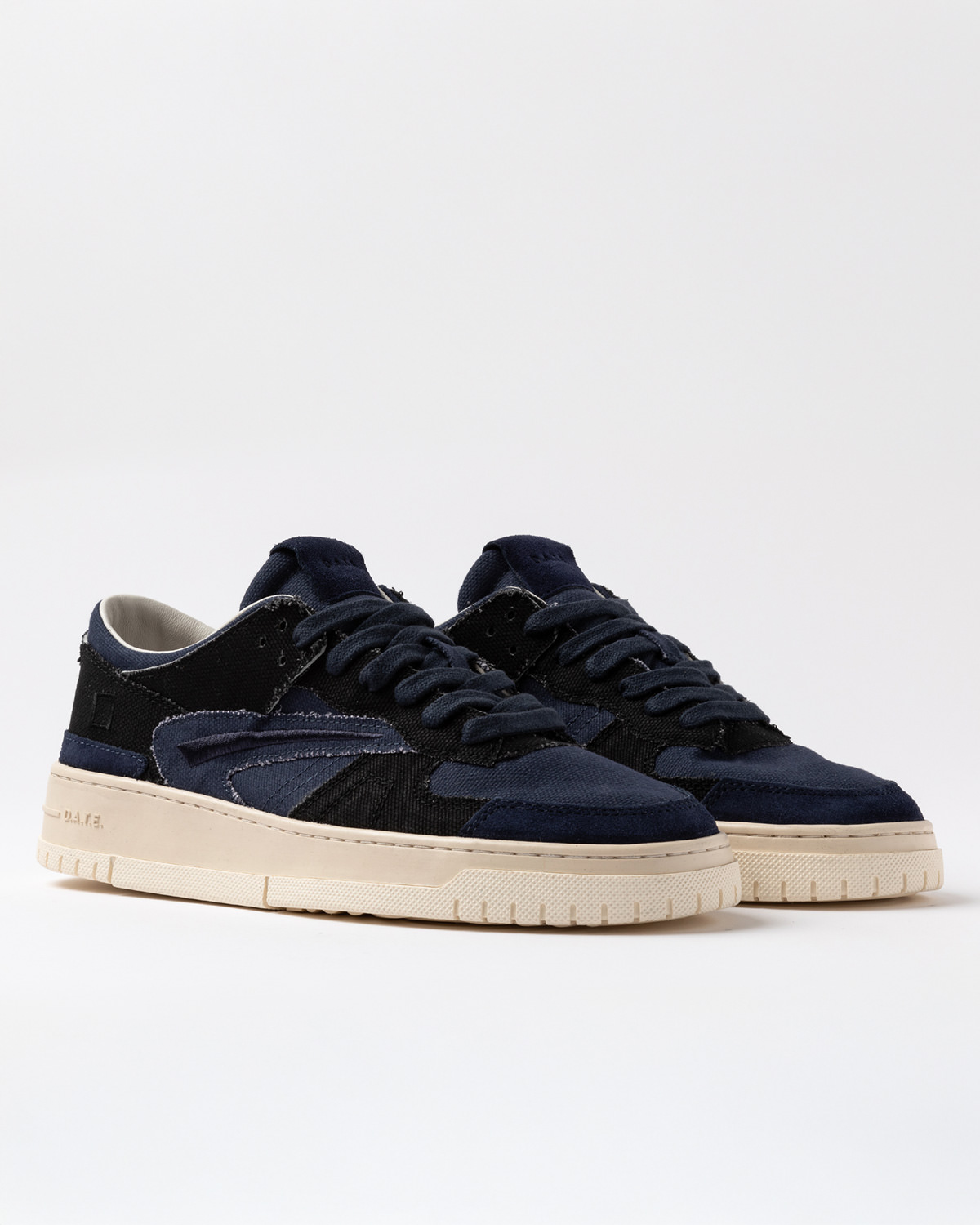 D.A.T.E.: TORNEO FRINGED BLUE