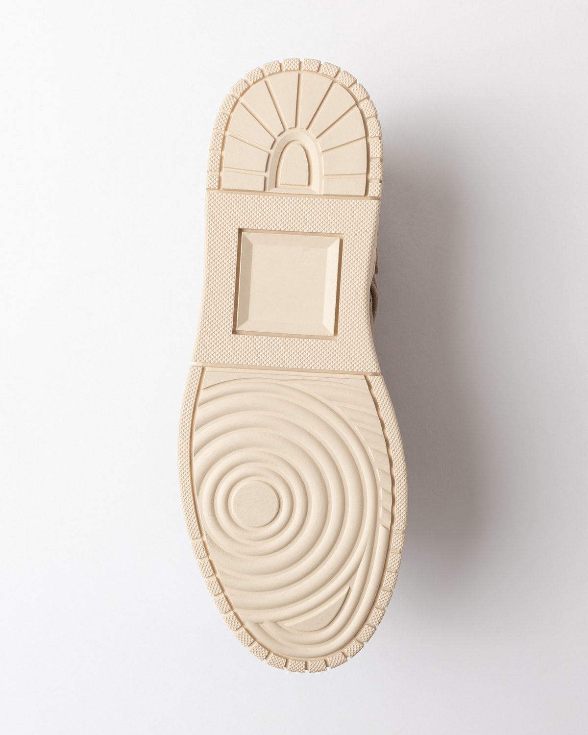 D.A.T.E.: TORNEO SUEDE TAUPE